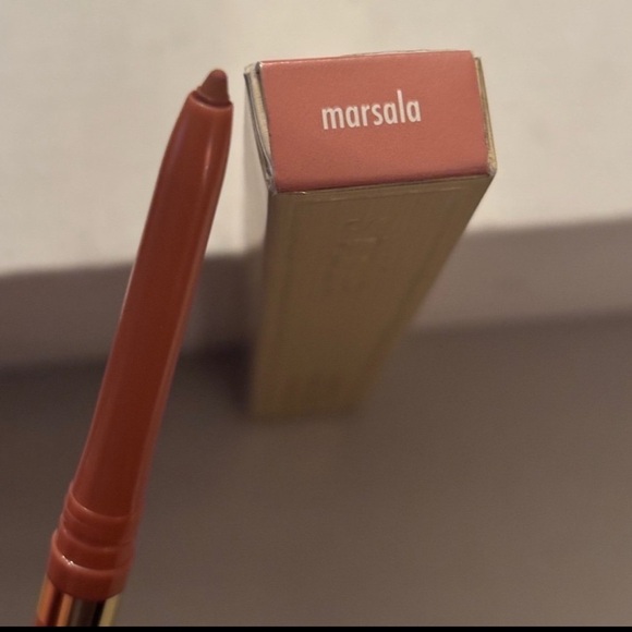 Stila Eyeshadow and Lip Cosmetics Bundle NIB - Picture 9 of 12